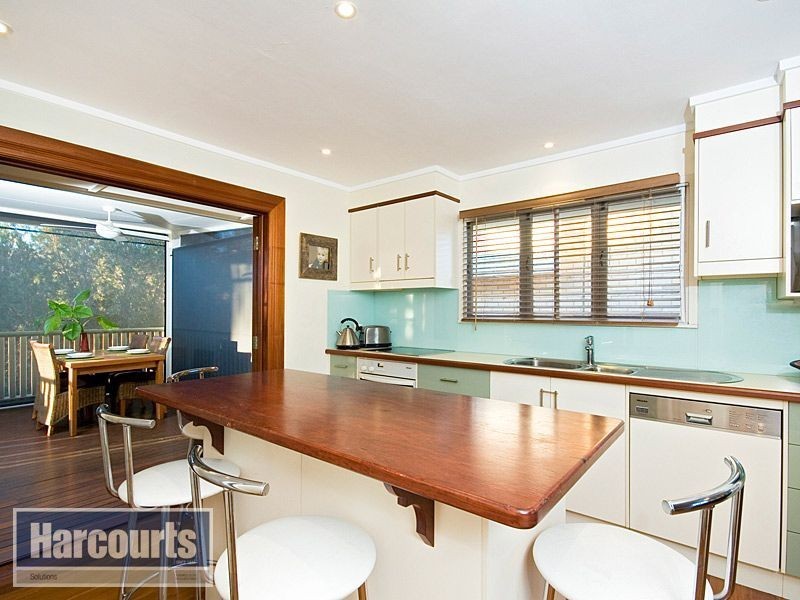 18 Warringah Street, Everton Park QLD 4053