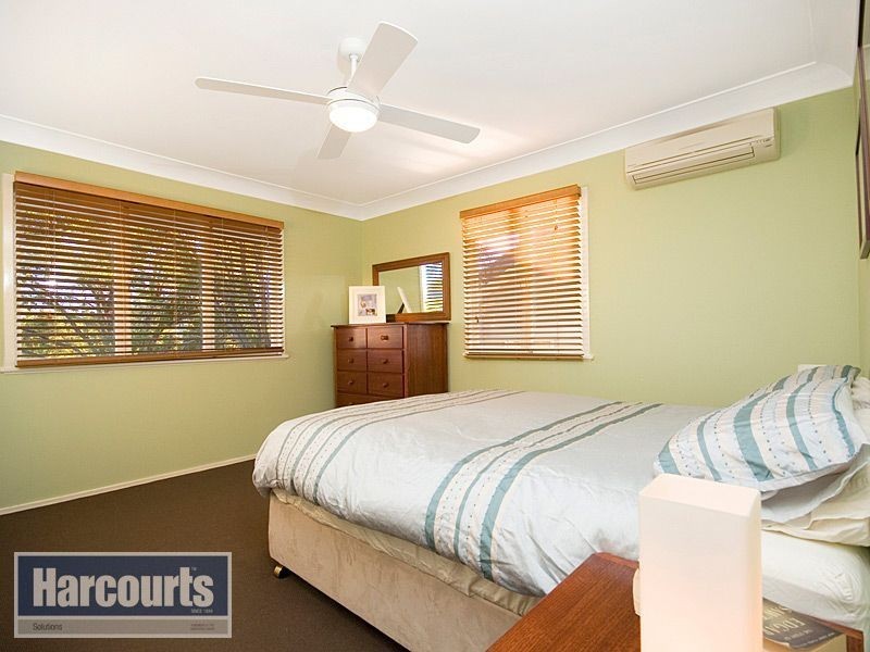 18 Warringah Street, Everton Park QLD 4053