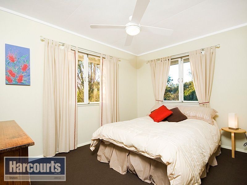 18 Warringah Street, Everton Park QLD 4053