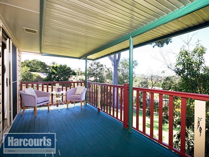 4 Forestwood Place, Arana Hills QLD 4054