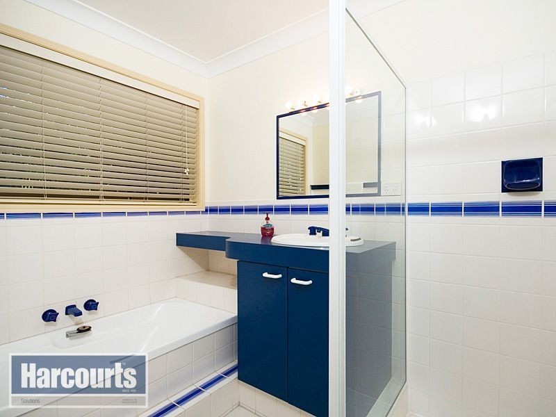 6 Richmond Court, Ferny Hills QLD 4055