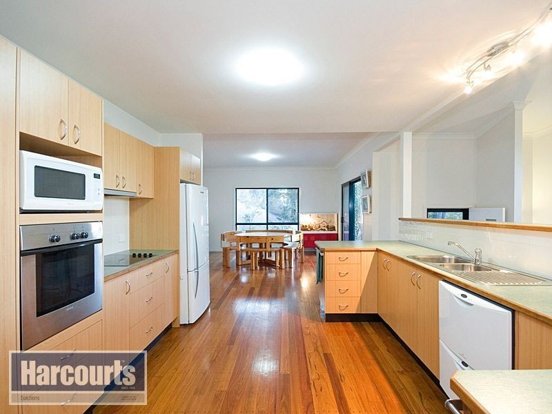 83 Outlook Terrace, Ferny Grove QLD 4055