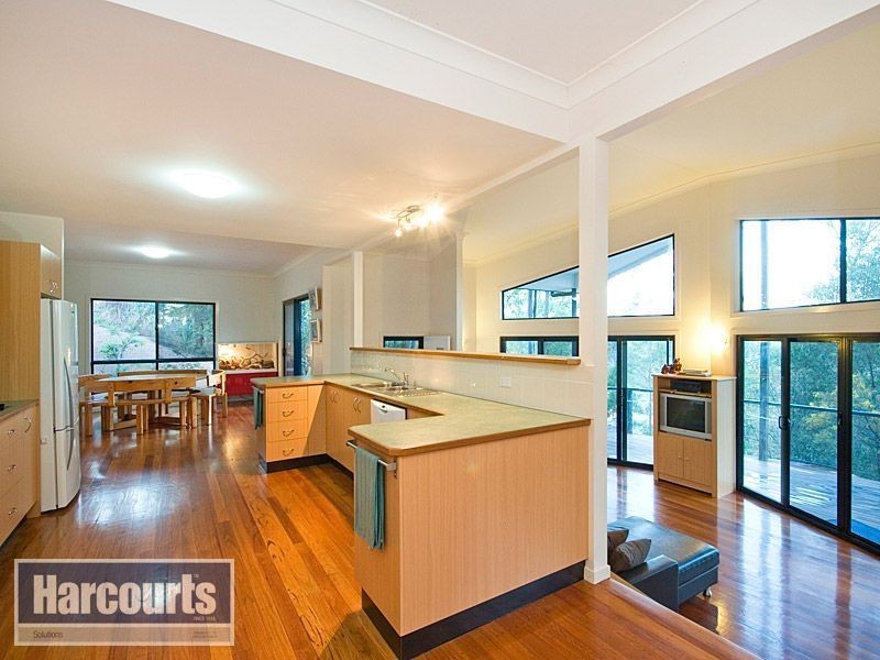 83 Outlook Terrace, Ferny Grove QLD 4055
