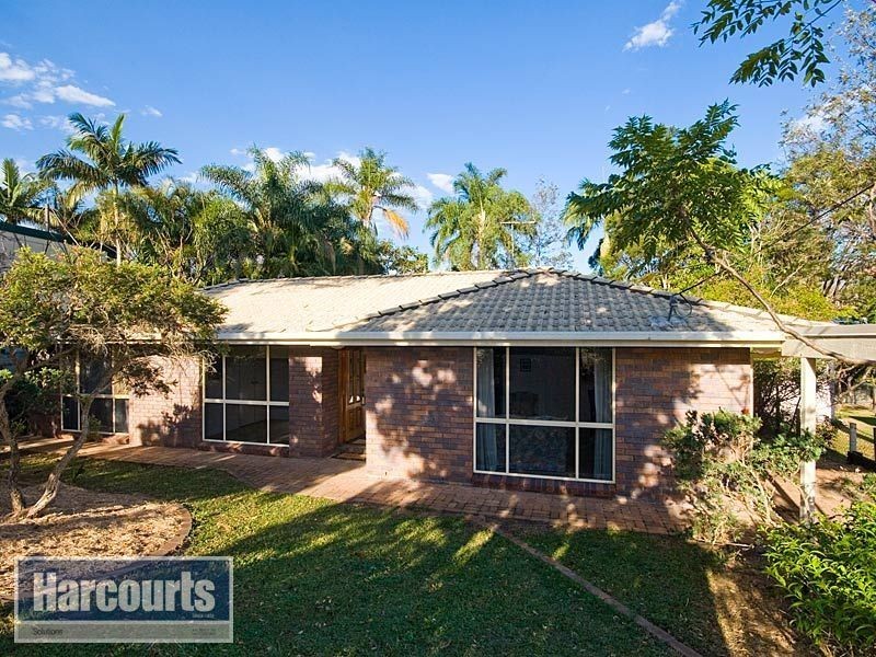 23 Gordon Road, Ferny Hills QLD 4055