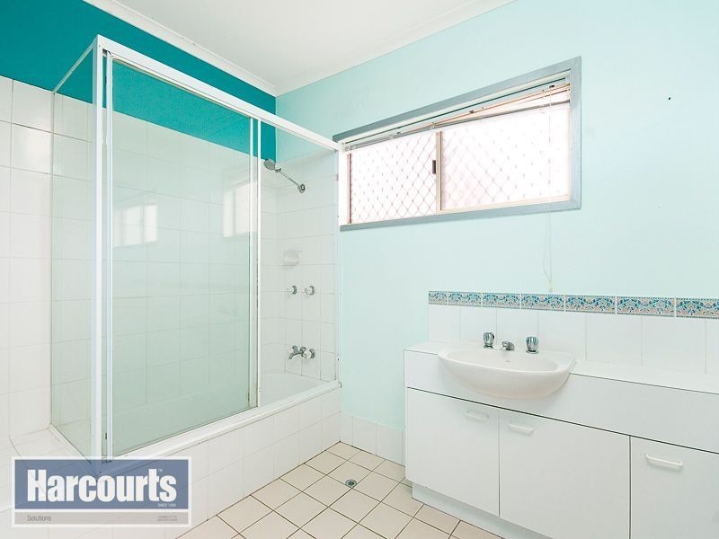 27 Plucks Road, Arana Hills QLD 4054