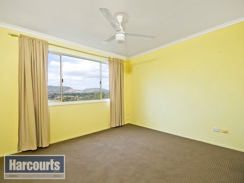 27 Plucks Road, Arana Hills QLD 4054