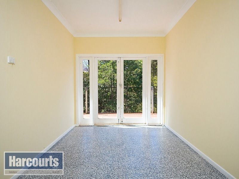 1 Fernlands Road, Mount Nebo QLD 4520