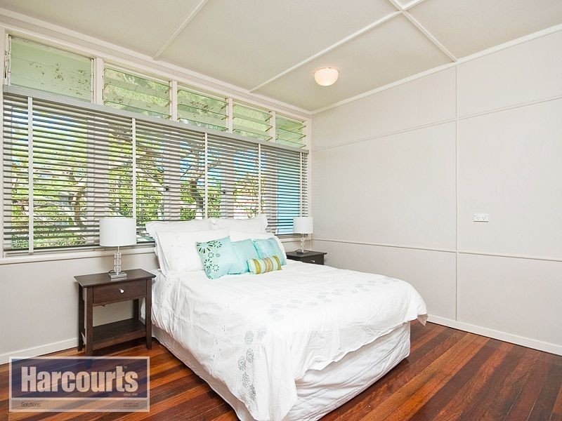 198 Blaker Road, Keperra QLD 4054