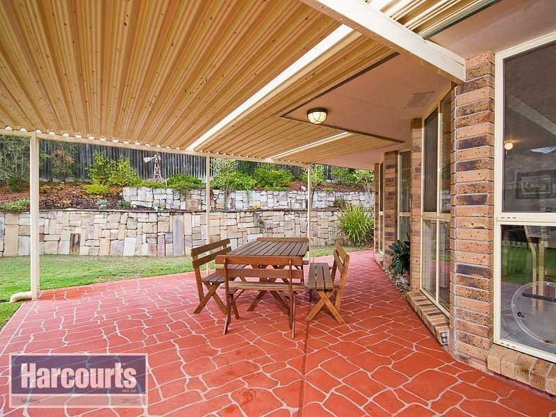 52 McGregor Way, Ferny Grove QLD 4055