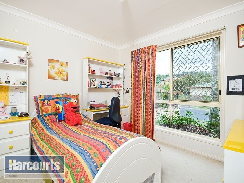 52 McGregor Way, Ferny Grove QLD 4055