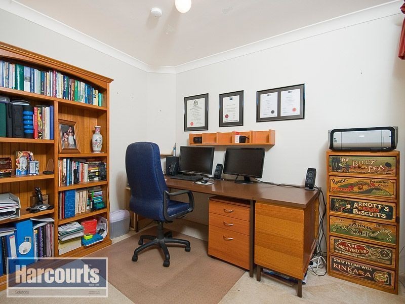 52 McGregor Way, Ferny Grove QLD 4055