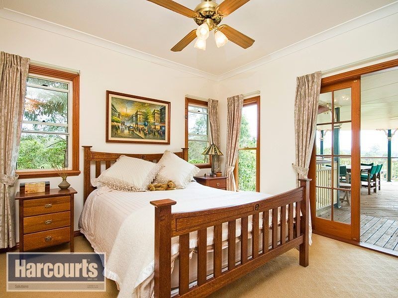 24 Willem Drive, Samford Valley QLD 4520