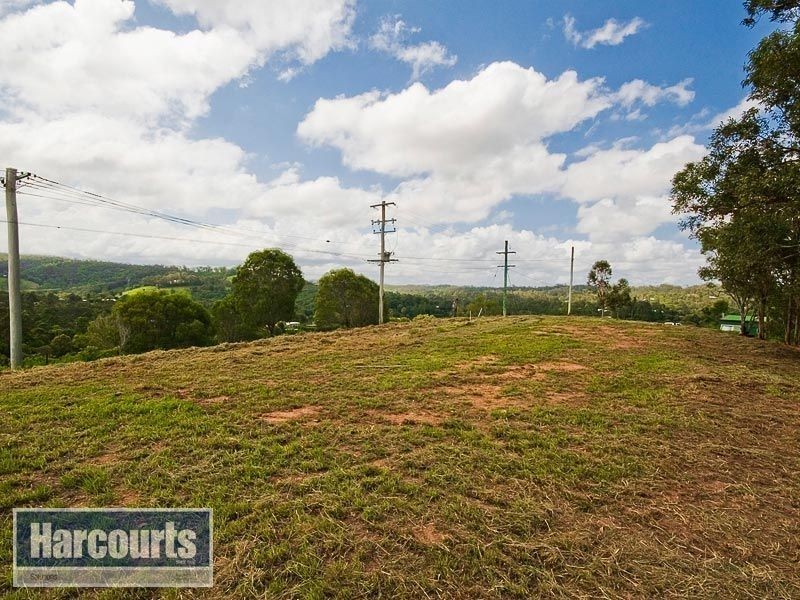 674 Eatons Crossing Road, Draper QLD 4520