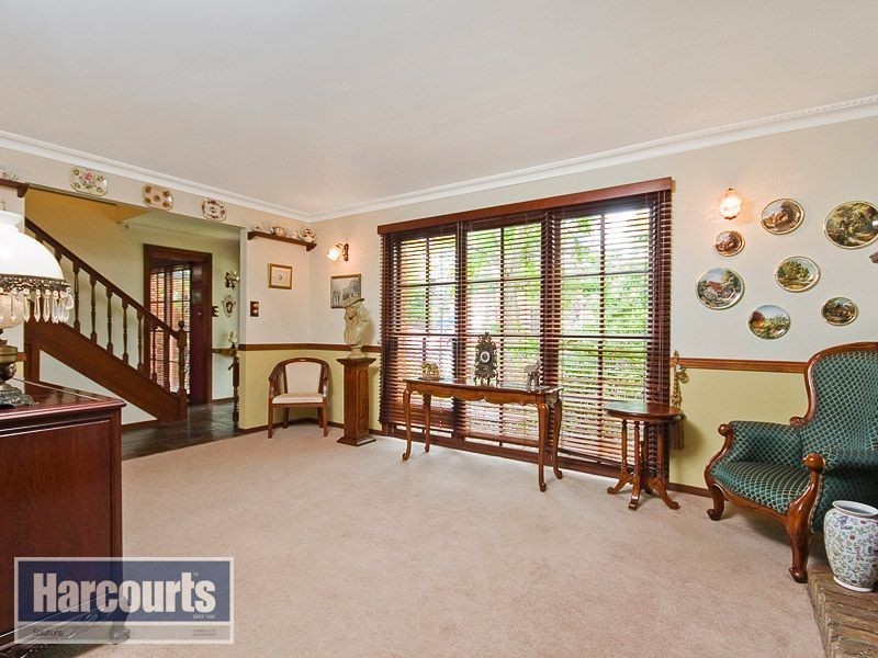 2 Glencloy Street, Ferny Grove QLD 4055