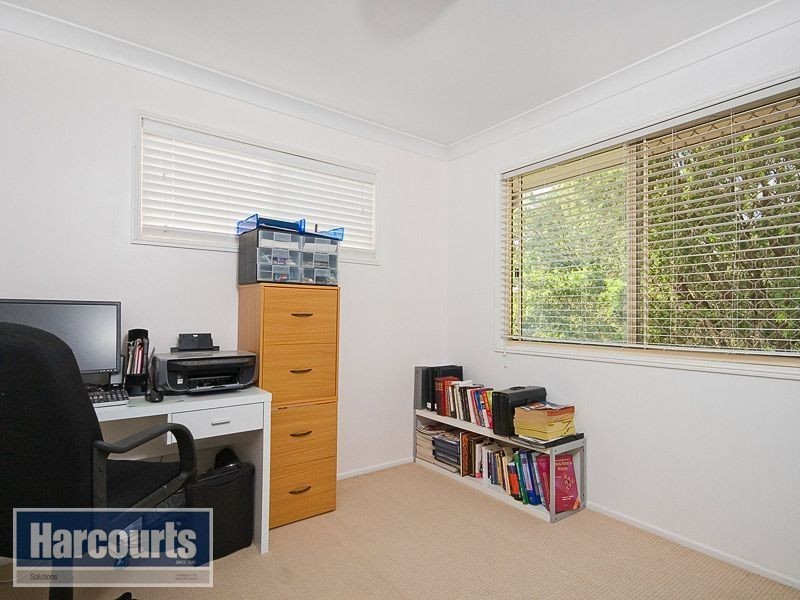 4 Fleetwood Court, Ferny Hills QLD 4055