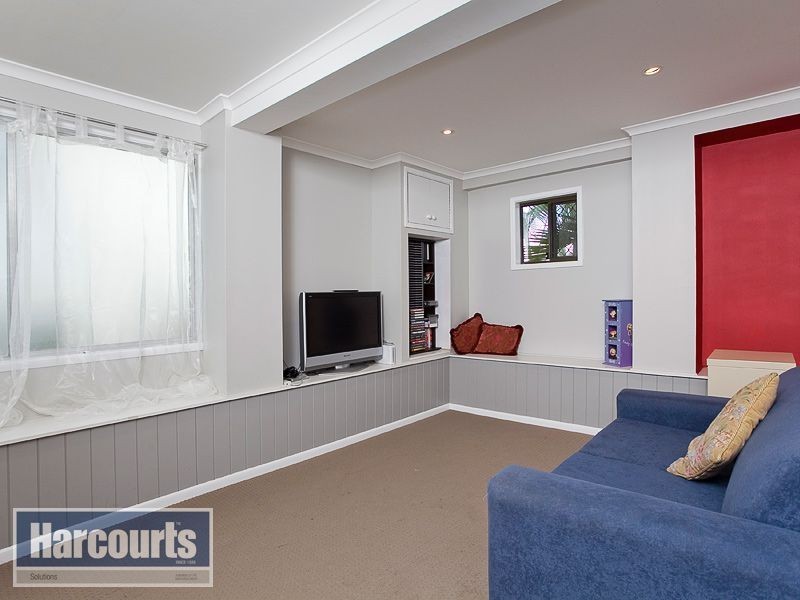 12 Bolong Crescent, Ferny Hills QLD 4055