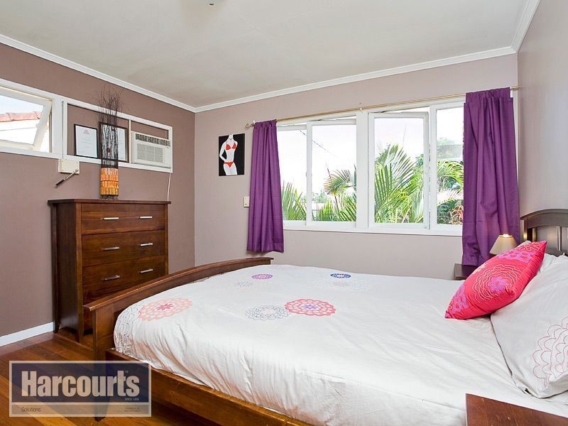 12 Bolong Crescent, Ferny Hills QLD 4055