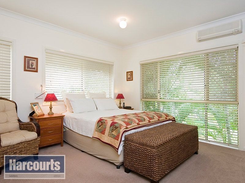 11 Linkwood Drive, Ferny Hills QLD 4055