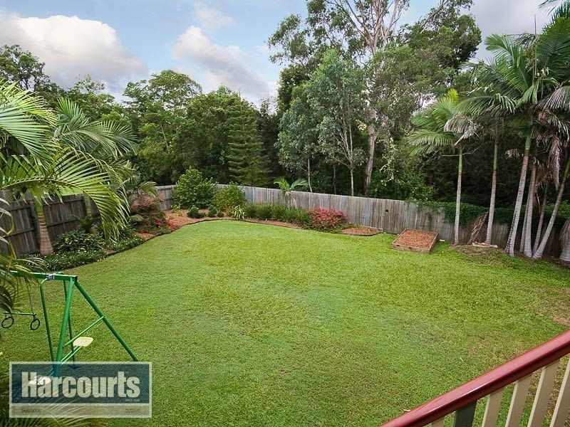 11 Linkwood Drive, Ferny Hills QLD 4055