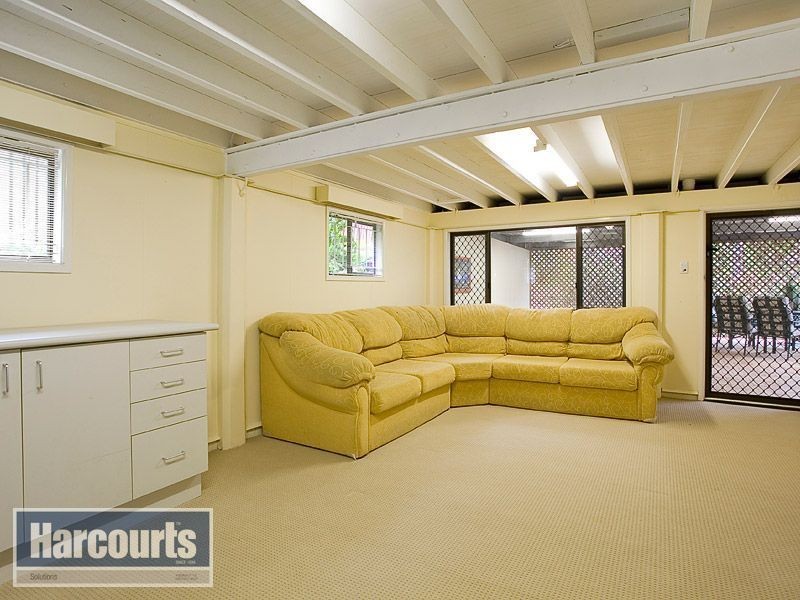 6 Kaldo Grove, Ferny Hills QLD 4055