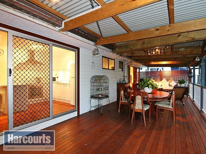 124 Plucks Road, Arana Hills QLD 4054