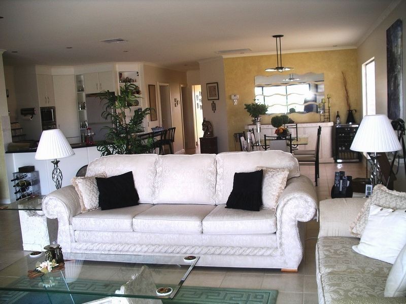 19 Britannia Parade, Hindmarsh Island SA 5214