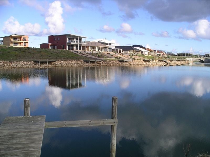 15 Blanche Parade, Hindmarsh Island SA 5214