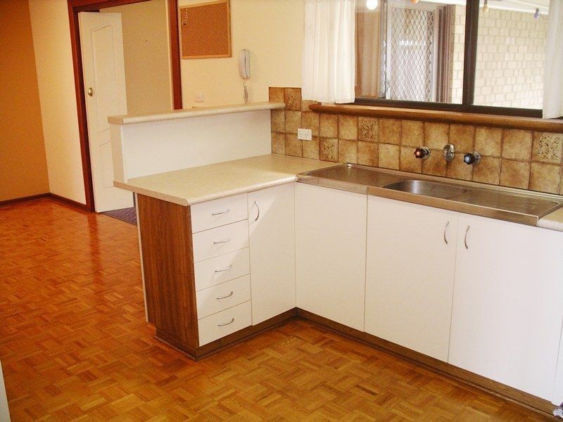 2 Counter Road, Goolwa Beach SA 5214