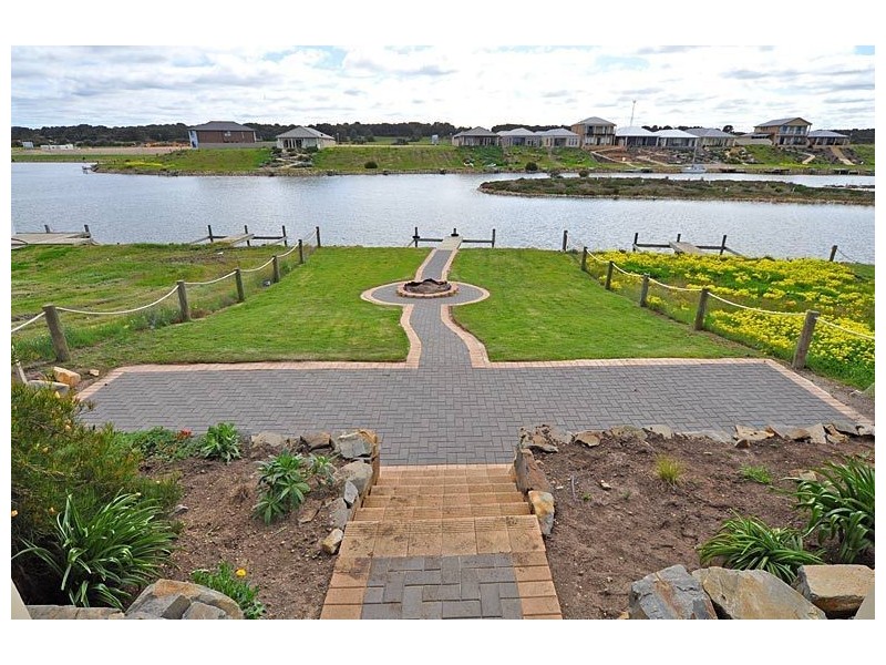 72 Britannia Parade, Hindmarsh Island SA 5214