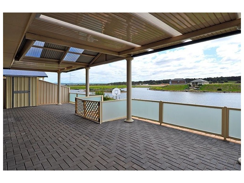 72 Britannia Parade, Hindmarsh Island SA 5214