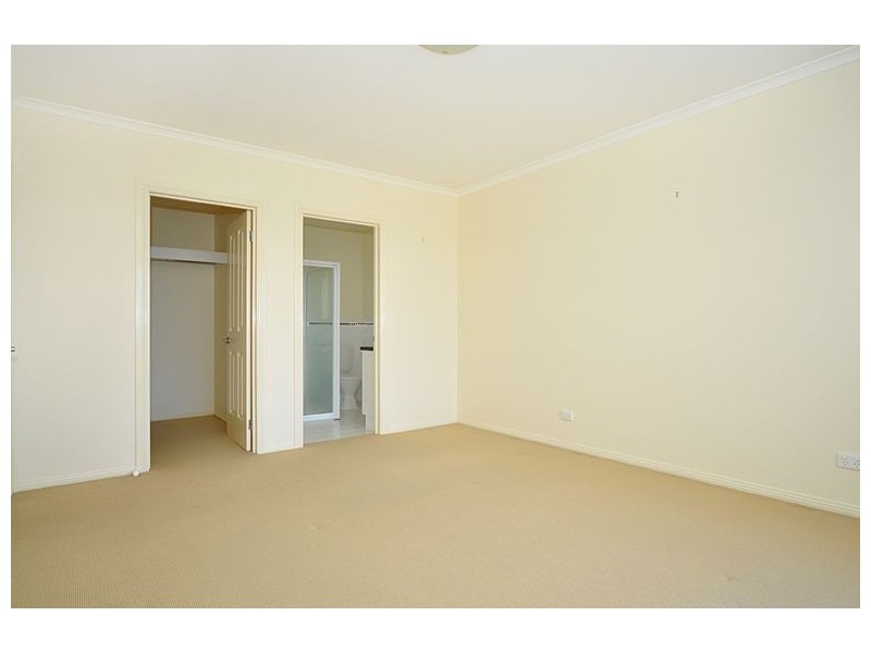 72 Britannia Parade, Hindmarsh Island SA 5214