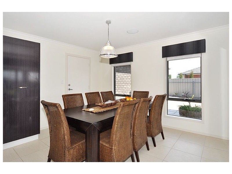 16 Arcadia Avenue, Hindmarsh Island SA 5214