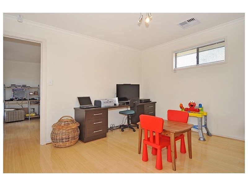 16 Arcadia Avenue, Hindmarsh Island SA 5214