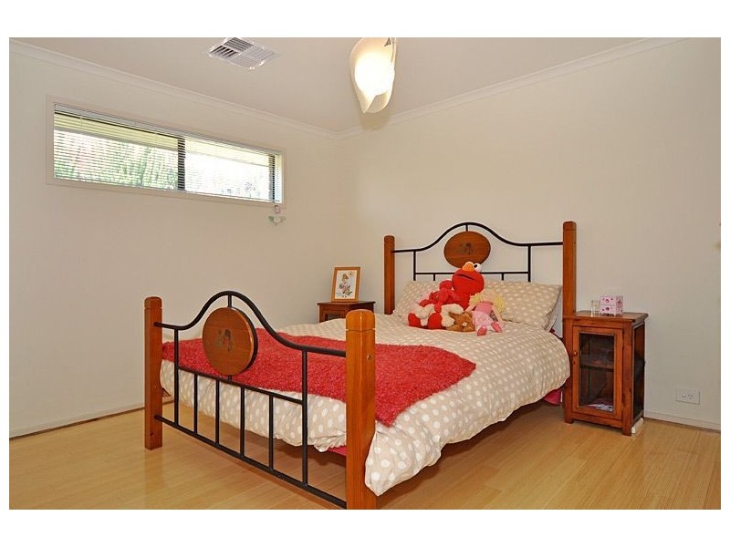 16 Arcadia Avenue, Hindmarsh Island SA 5214