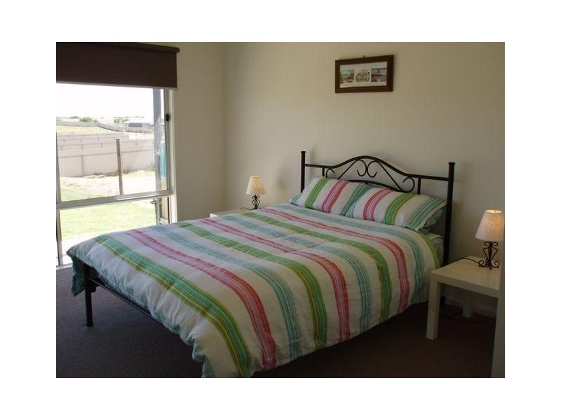 14 Hero Avenue, Middleton SA 5213