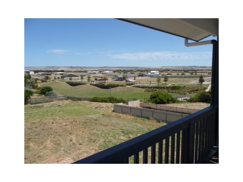 14 Hero Avenue, Middleton SA 5213