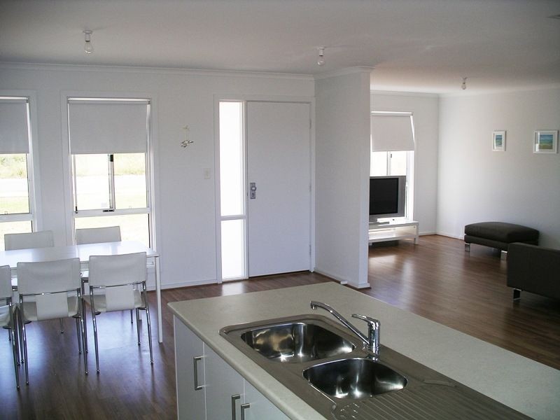 27 Offshore Drive, Middleton SA 5213