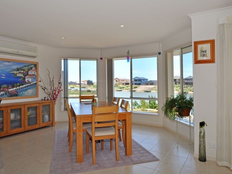 49 Blanche Parade, Hindmarsh Island SA 5214