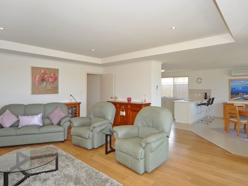 49 Blanche Parade, Hindmarsh Island SA 5214