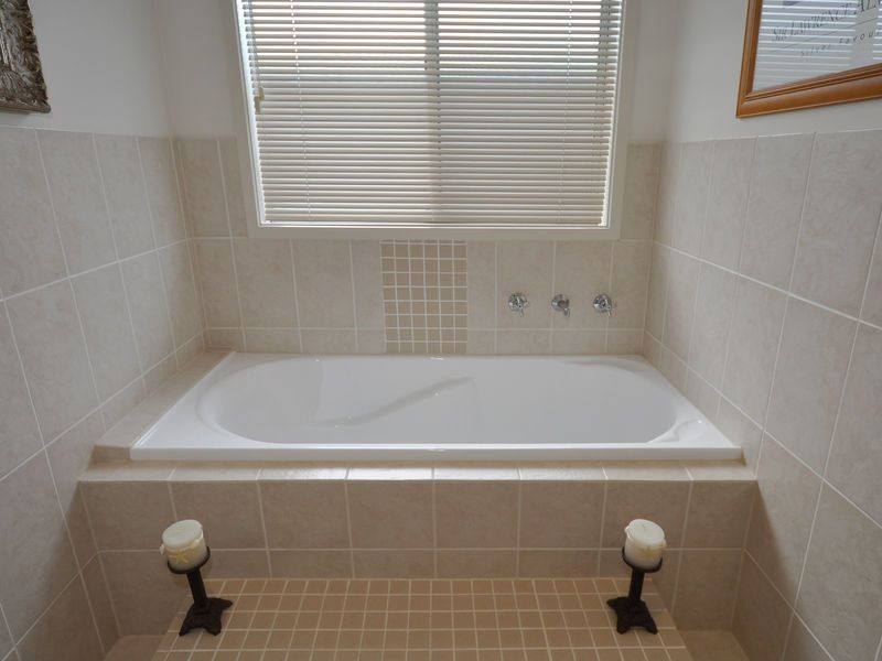 49 Blanche Parade, Hindmarsh Island SA 5214