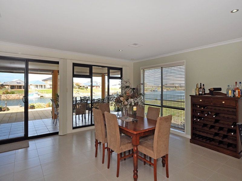 41 Britannia Parade, Hindmarsh Island SA 5214
