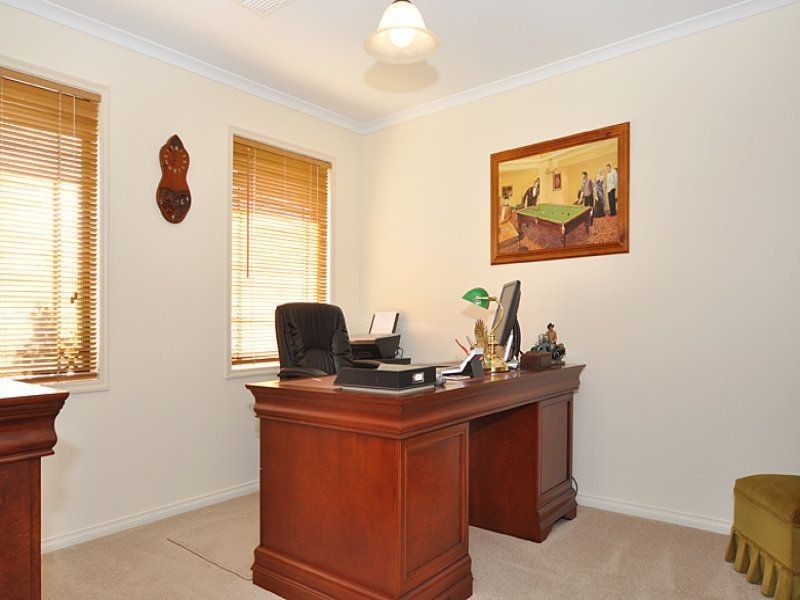 41 Britannia Parade, Hindmarsh Island SA 5214