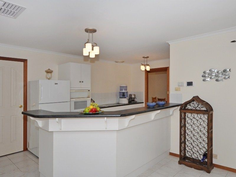 14 Hazel Street, Goolwa Beach SA 5214