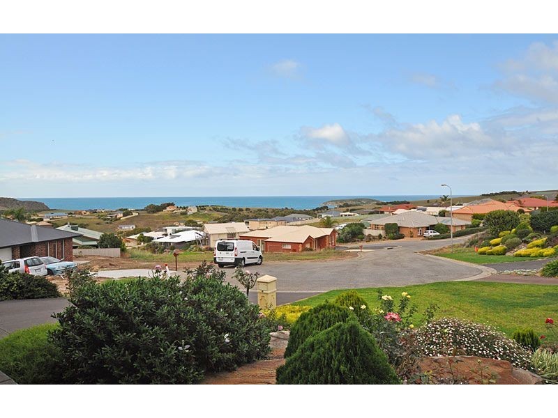12 Orca Place, Encounter Bay SA 5211
