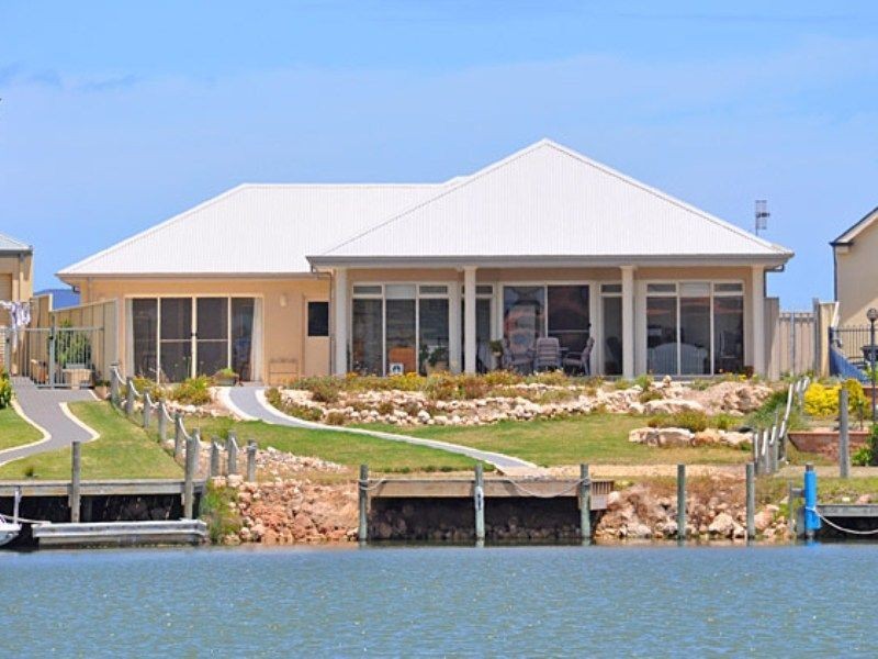 56 Wentworth Parade, Hindmarsh Island SA 5214