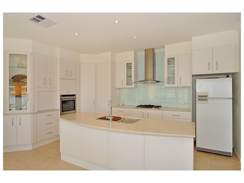 56 Wentworth Parade, Hindmarsh Island SA 5214