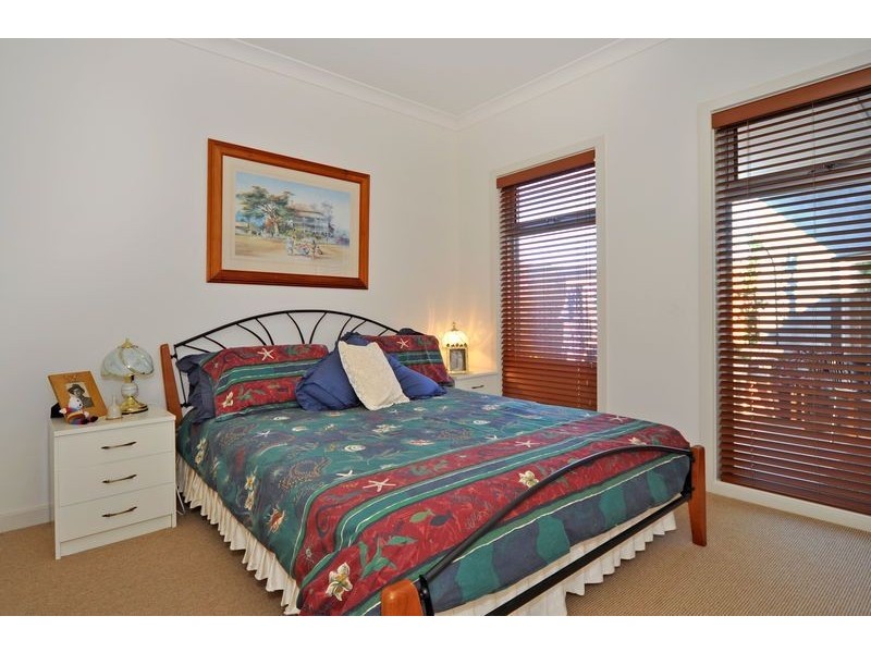 18 Britannia Parade, Hindmarsh Island SA 5214
