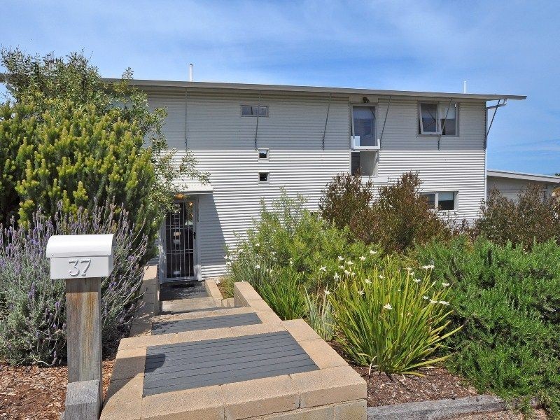 37 Neighbour Ave, Goolwa Beach SA 5214