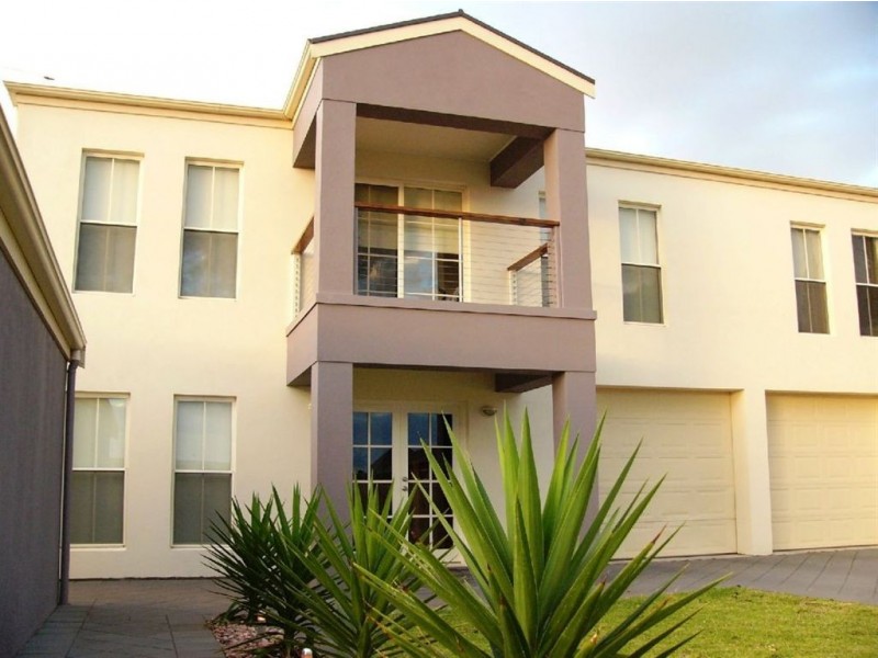 46 Prince Alfred Parade, Hindmarsh Island SA 5214