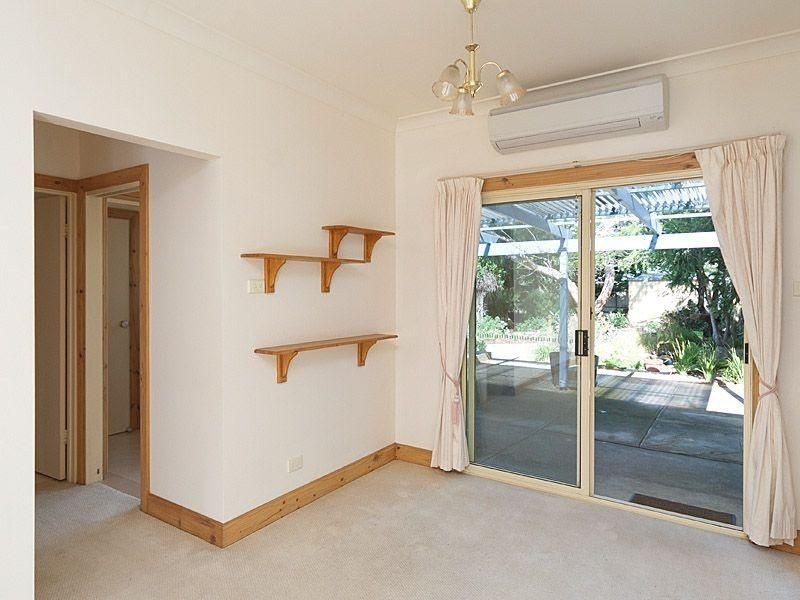 20 Weeroona Drive, Milang SA 5256